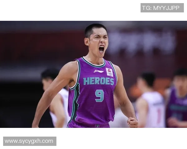 张庆鹏:从篮球场上的传奇到生活中的奋斗者,追寻梦想的脚步不停歇 张庆鹏:从篮球场上的传奇到生活中的奋斗者,追寻梦想的脚步不停歇