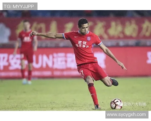 重庆当代力帆迎战江苏球队全力争胜展现足球魅力与激情对决